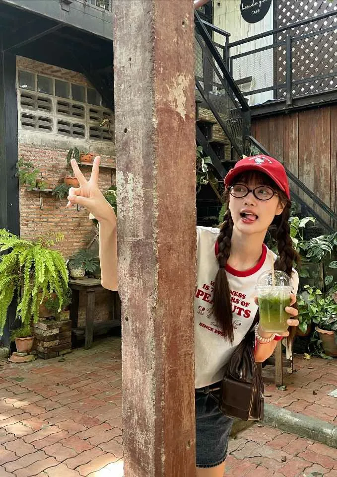 กัญญรัตน์ เรืองรุ่ง